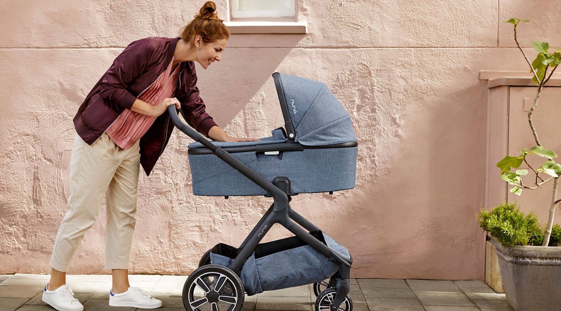 Nuna DEMI™ Grow Carrycot — official Nuna